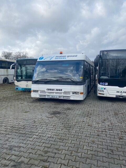 bus sân bay Cobus 3000