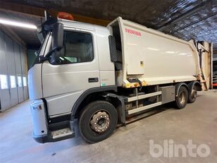 xe tải chở rác Volvo FM D11 62 JMNL