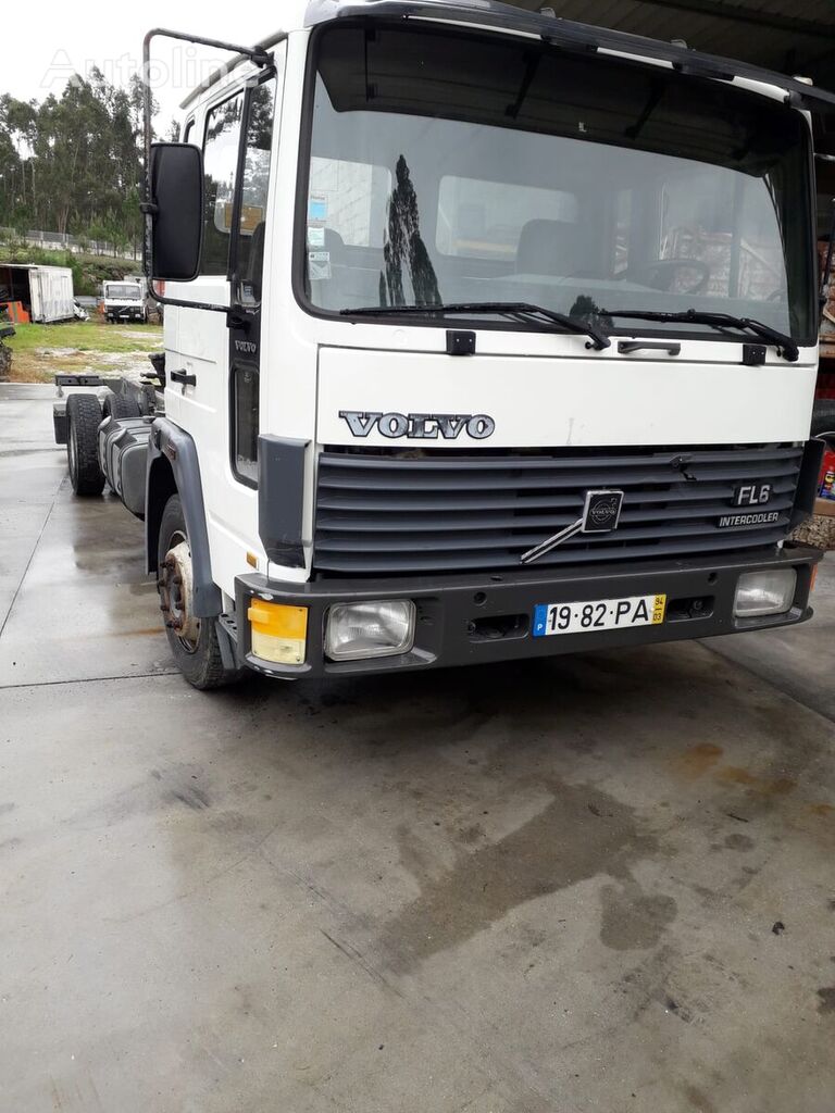 xe tải chassis Volvo FL6 10